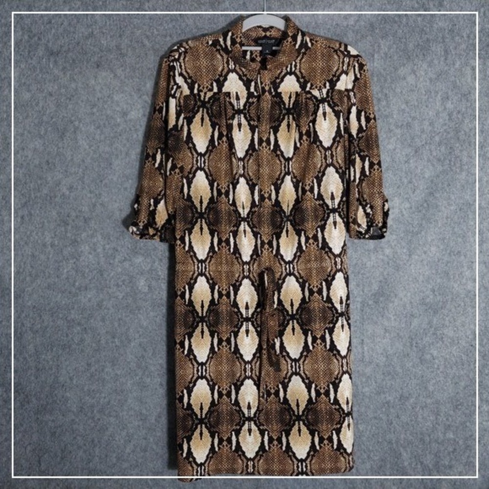 White House Black Market Dress S Hidden Button Snake Python Collar Mob Wife Glam